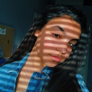 Meet your Posher, Nyla